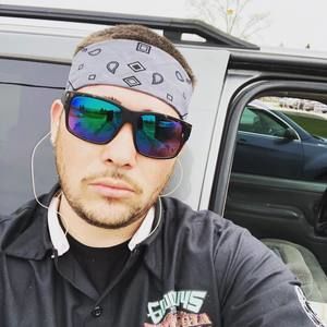 Meet your Posher, Cody